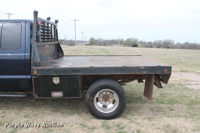 image for item DB5195 2005 Ford F350 Super Duty XLT SuperCab pickup truck