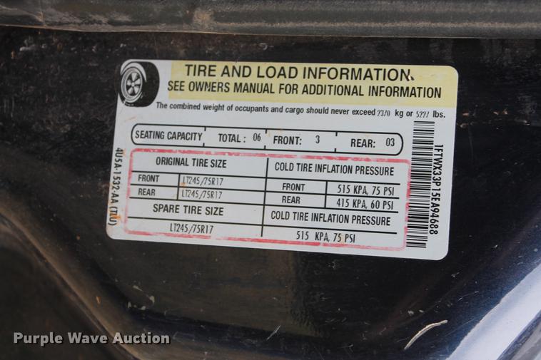 image for item DB5195 2005 Ford F350 Super Duty XLT SuperCab pickup truck