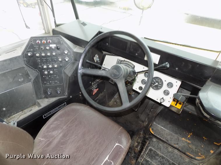 image for item DB8621 1998 Ford B800 Bluebird school bus