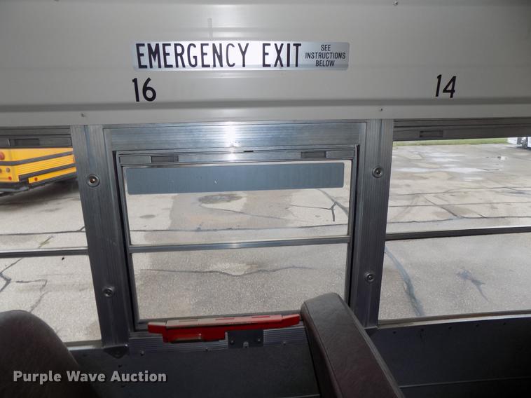 image for item DB8621 1998 Ford B800 Bluebird school bus