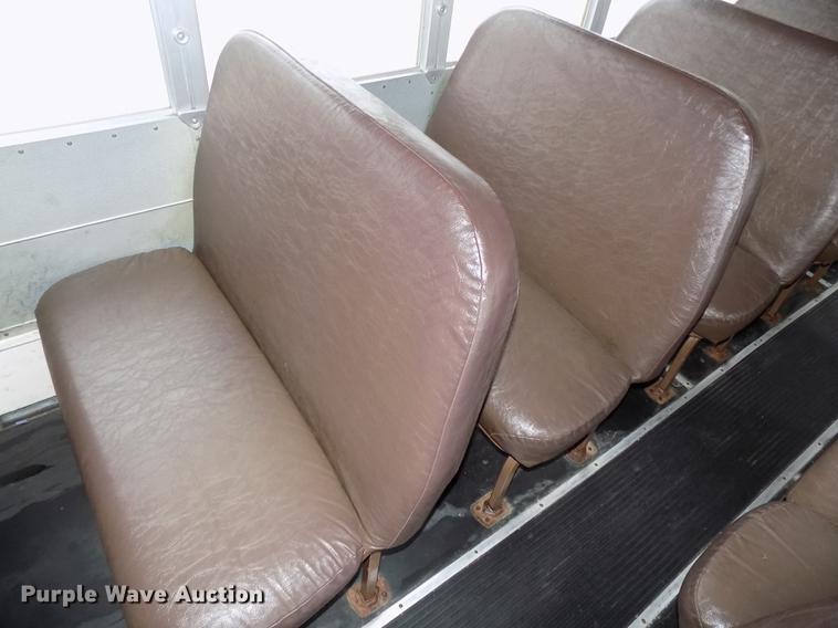 image for item DB8621 1998 Ford B800 Bluebird school bus