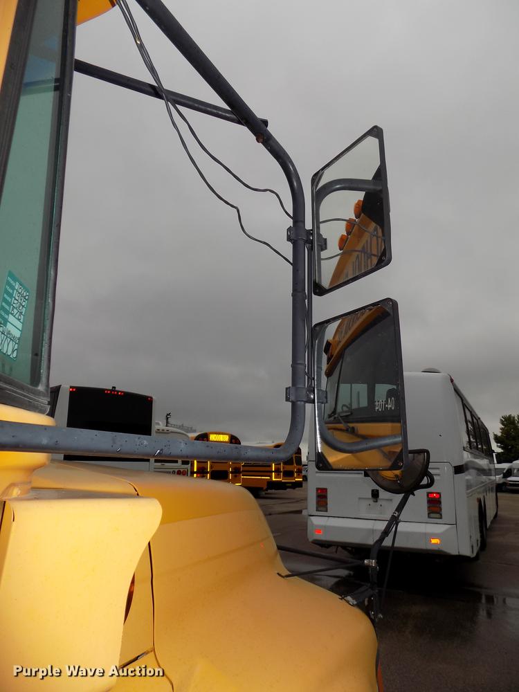 image for item DB8621 1998 Ford B800 Bluebird school bus