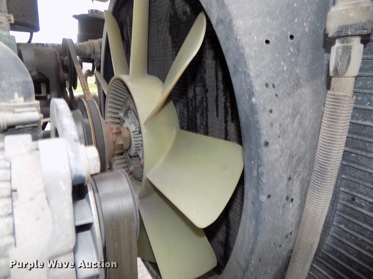 image for item DB8621 1998 Ford B800 Bluebird school bus