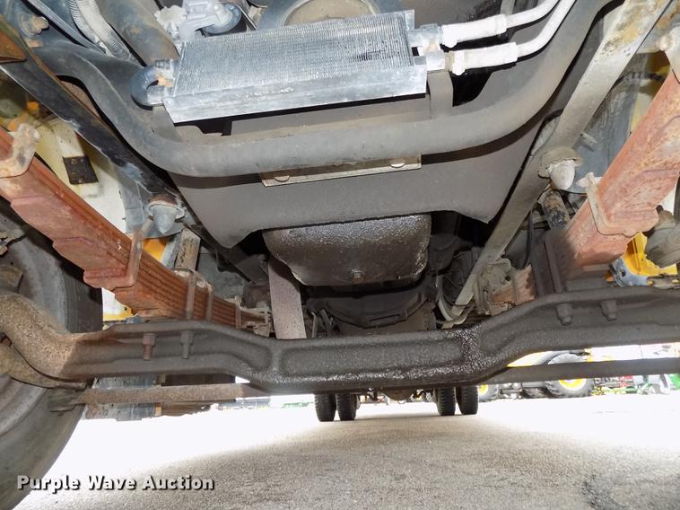 image for item DB8621 1998 Ford B800 Bluebird school bus