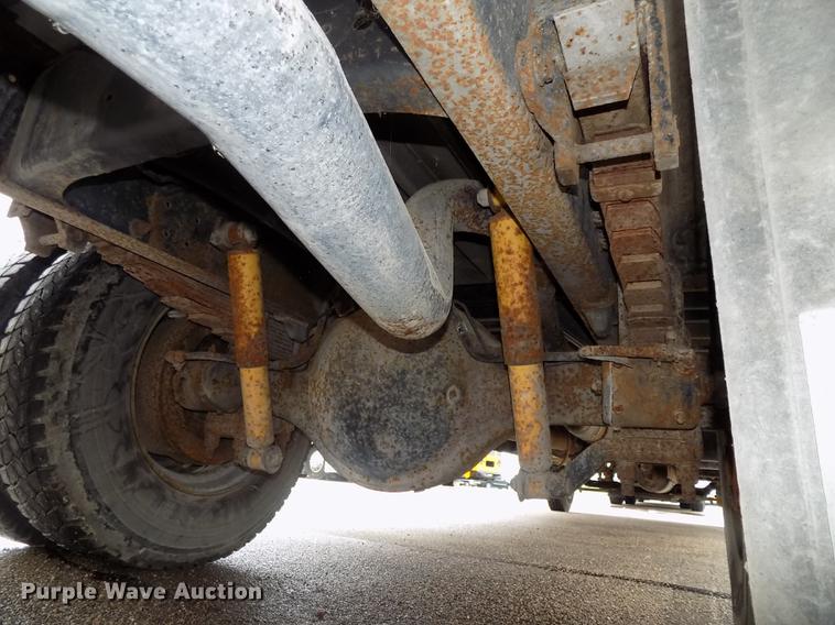 image for item DB8621 1998 Ford B800 Bluebird school bus