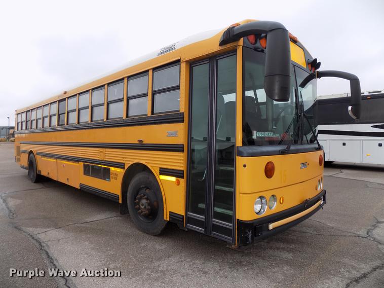 image for item DB8622 2002 Thomas Saf-T-Liner MVP ER school bus