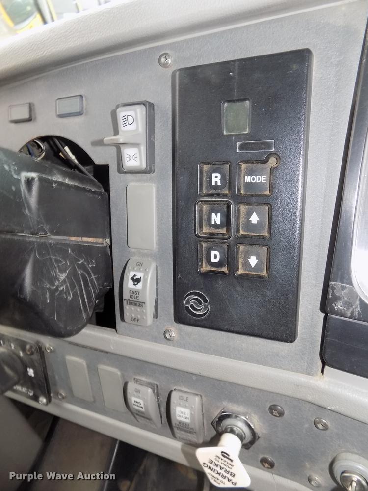 image for item DB8622 2002 Thomas Saf-T-Liner MVP ER school bus