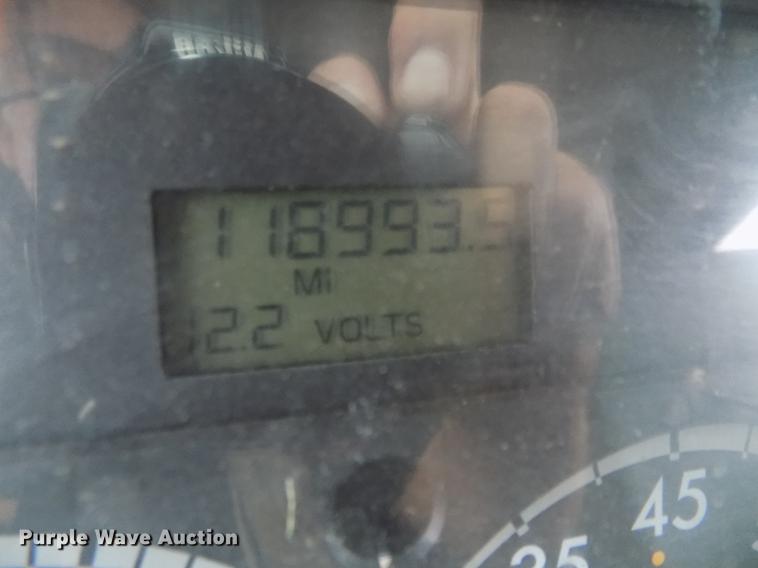 image for item DB8622 2002 Thomas Saf-T-Liner MVP ER school bus