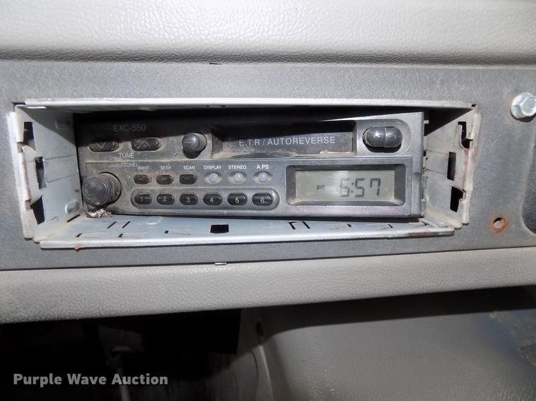 image for item DB8622 2002 Thomas Saf-T-Liner MVP ER school bus