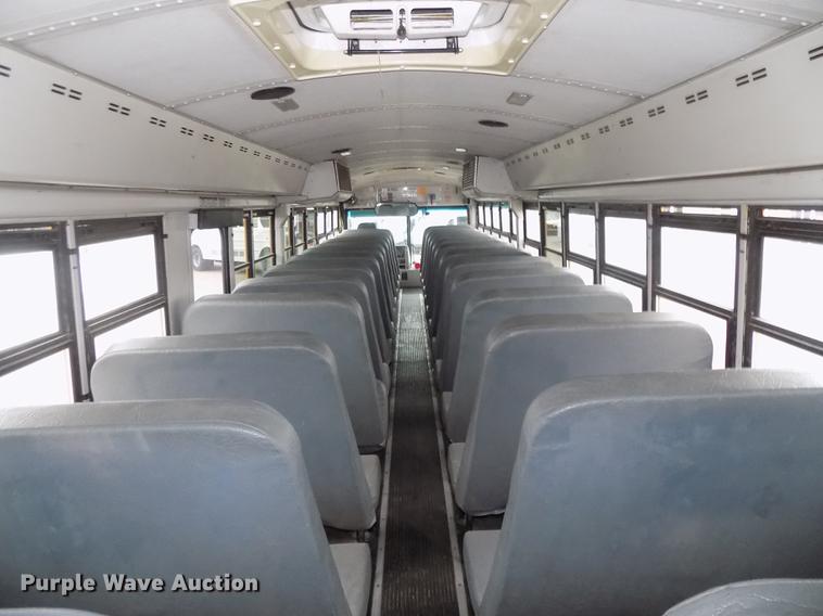 image for item DB8622 2002 Thomas Saf-T-Liner MVP ER school bus