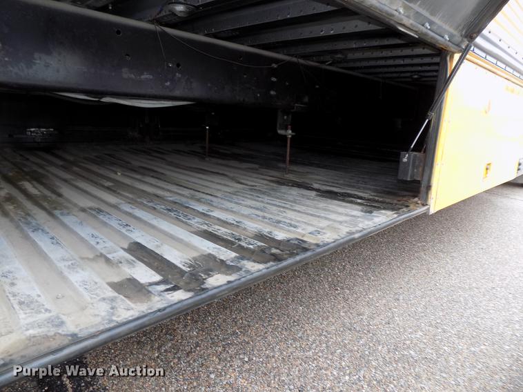 image for item DB8622 2002 Thomas Saf-T-Liner MVP ER school bus