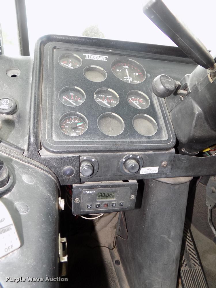 image for item DB8623 2002 Thomas Built Saf-T-Liner MVP school bus