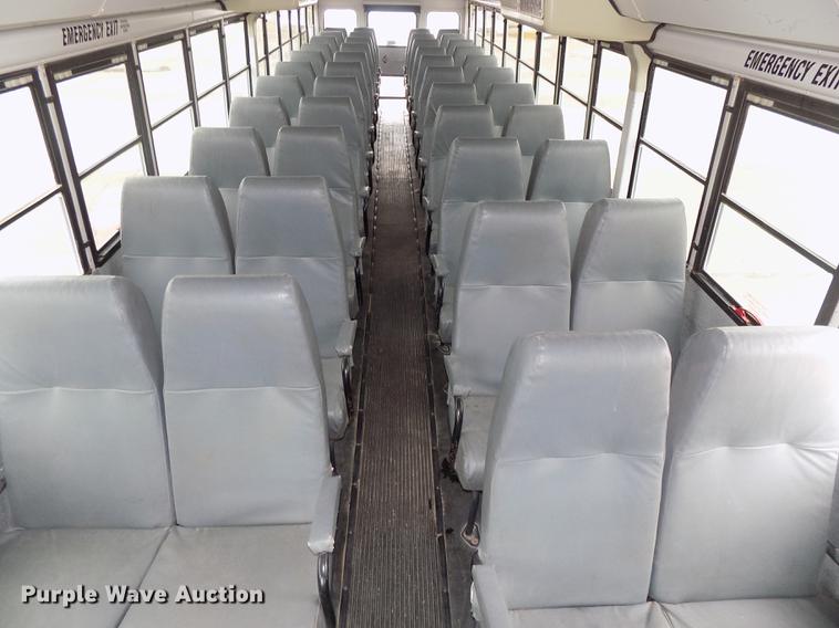 image for item DB8623 2002 Thomas Built Saf-T-Liner MVP school bus