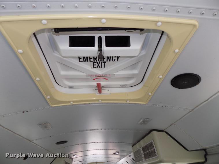 image for item DB8623 2002 Thomas Built Saf-T-Liner MVP school bus