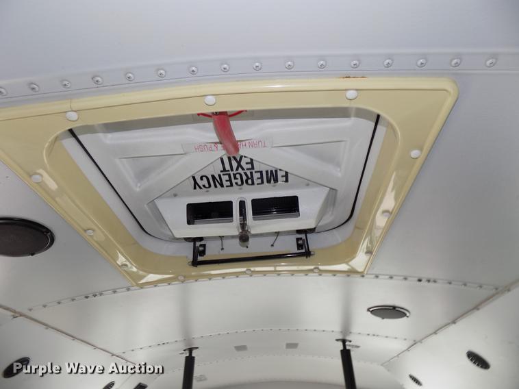 image for item DB8623 2002 Thomas Built Saf-T-Liner MVP school bus