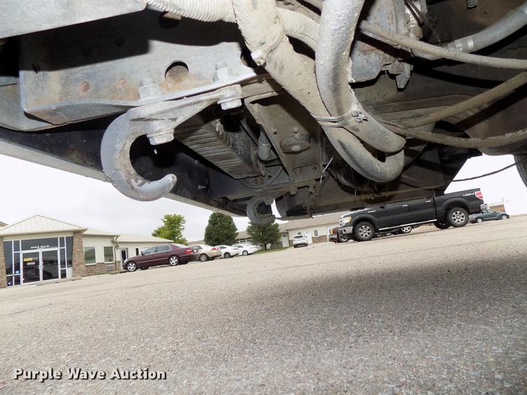 image for item DB8623 2002 Thomas Built Saf-T-Liner MVP school bus