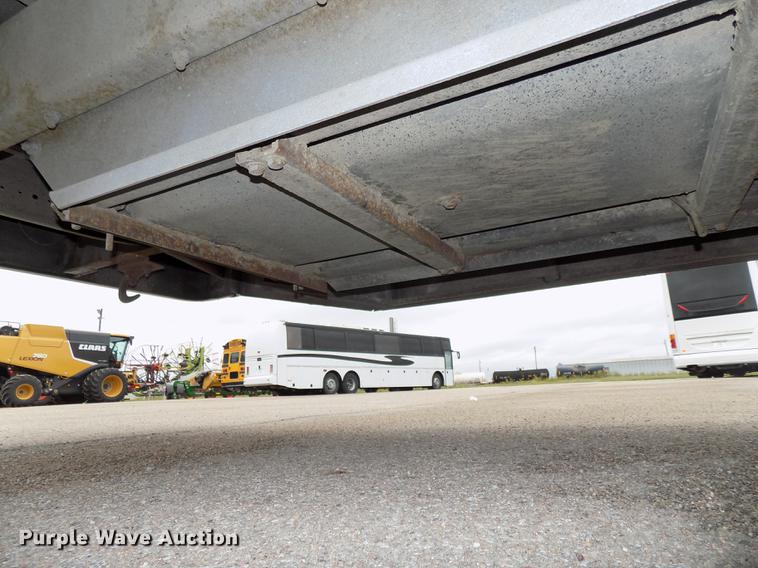 image for item DB8623 2002 Thomas Built Saf-T-Liner MVP school bus