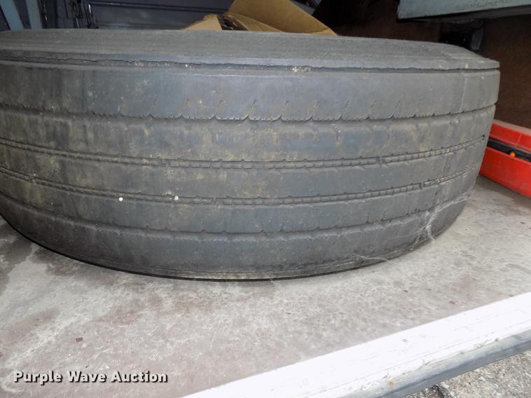 image for item DB8624 1996 Van Hool T845 coach bus