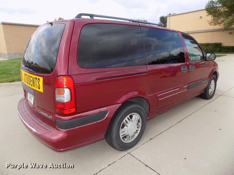 image for item DB8630 2004 Chevrolet Venture van