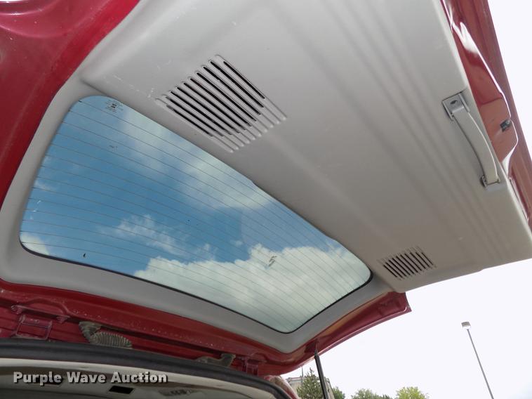 image for item DB8630 2004 Chevrolet Venture van