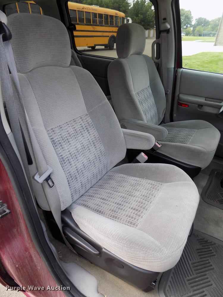 image for item DB8630 2004 Chevrolet Venture van