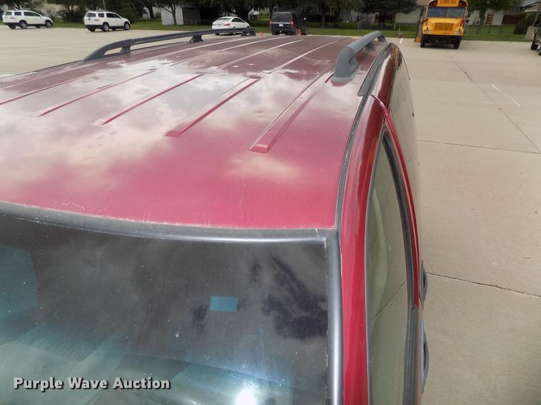 image for item DB8630 2004 Chevrolet Venture van