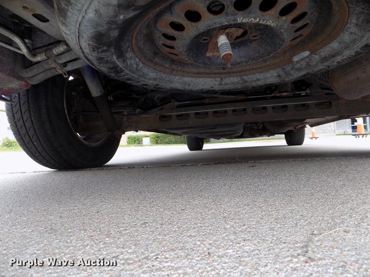 image for item DB8630 2004 Chevrolet Venture van