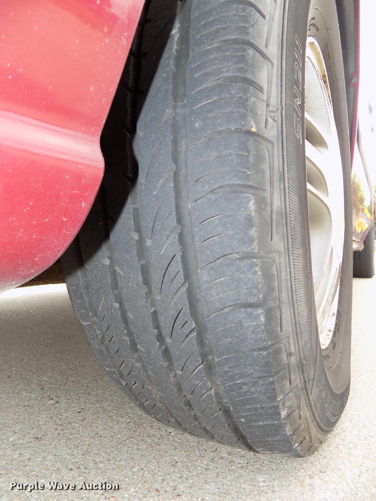 image for item DB8630 2004 Chevrolet Venture van