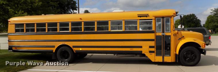image for item DB8631 1992 International 3800 school bus