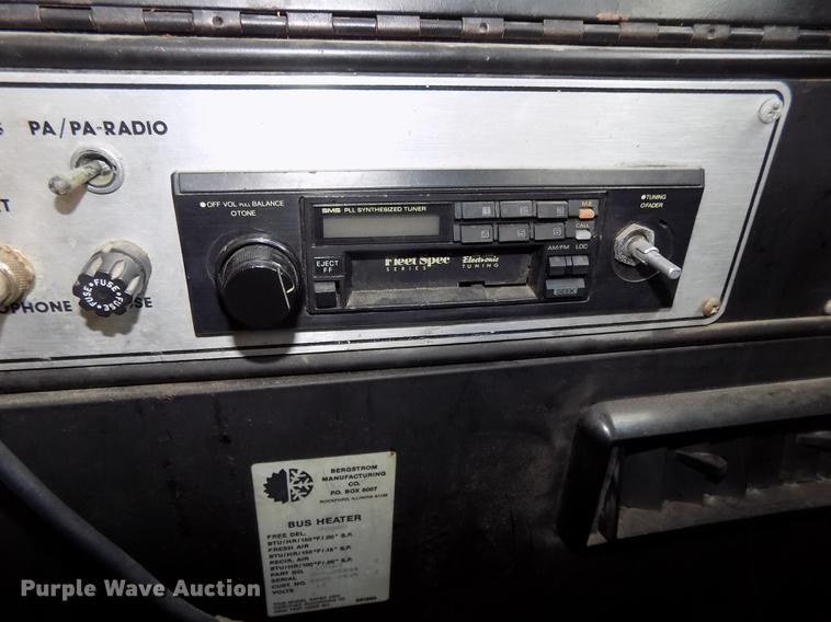 image for item DB8631 1992 International 3800 school bus