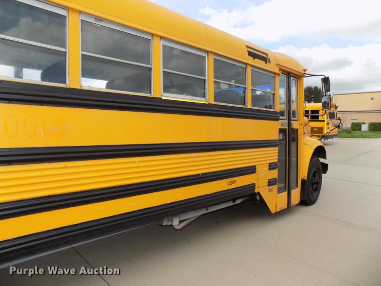 image for item DB8631 1992 International 3800 school bus
