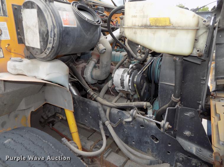 image for item DB8631 1992 International 3800 school bus