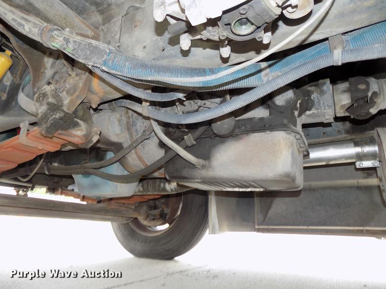 image for item DB8631 1992 International 3800 school bus