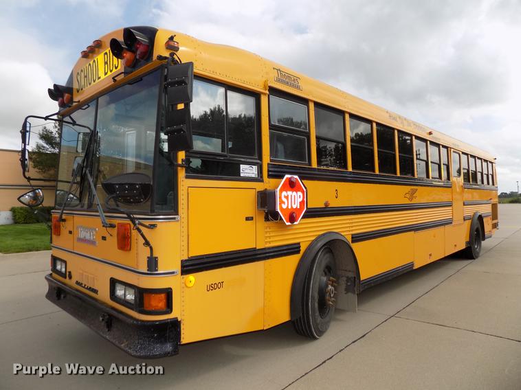 image for item DB8632 1999 Thomas Built Saf-T-Liner MVP school bus