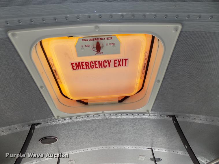 image for item DB8632 1999 Thomas Built Saf-T-Liner MVP school bus