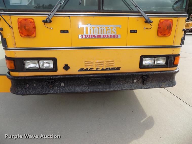 image for item DB8632 1999 Thomas Built Saf-T-Liner MVP school bus