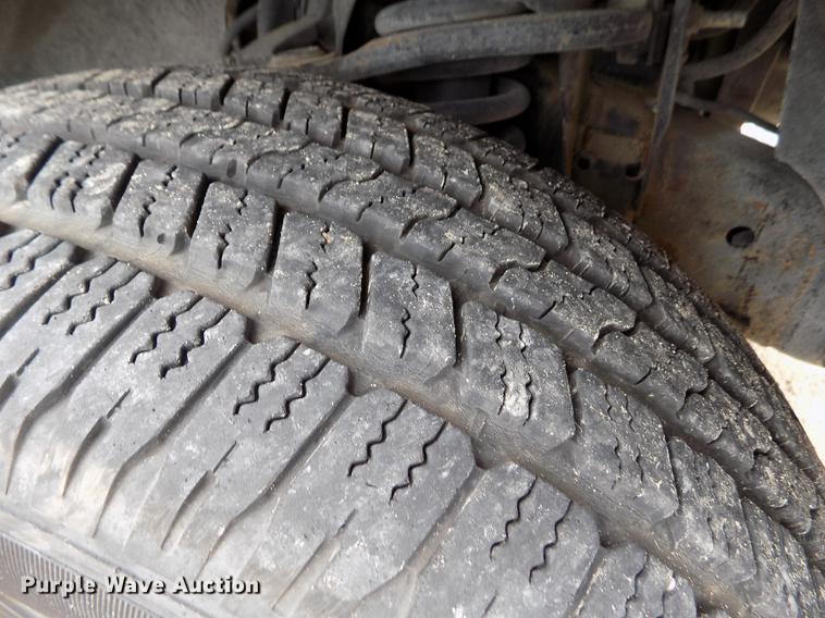 image for item DB9128 2005 Ford F150 Lariat SuperCrew pickup truck