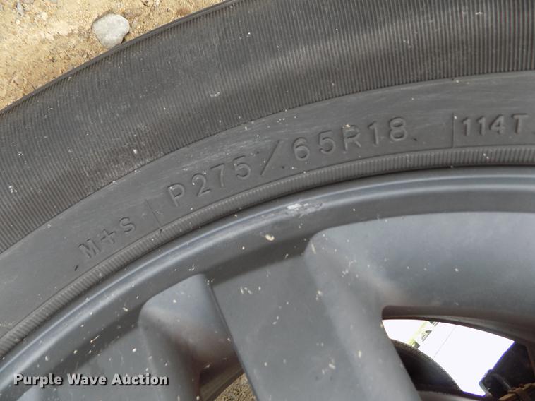 image for item DB9128 2005 Ford F150 Lariat SuperCrew pickup truck