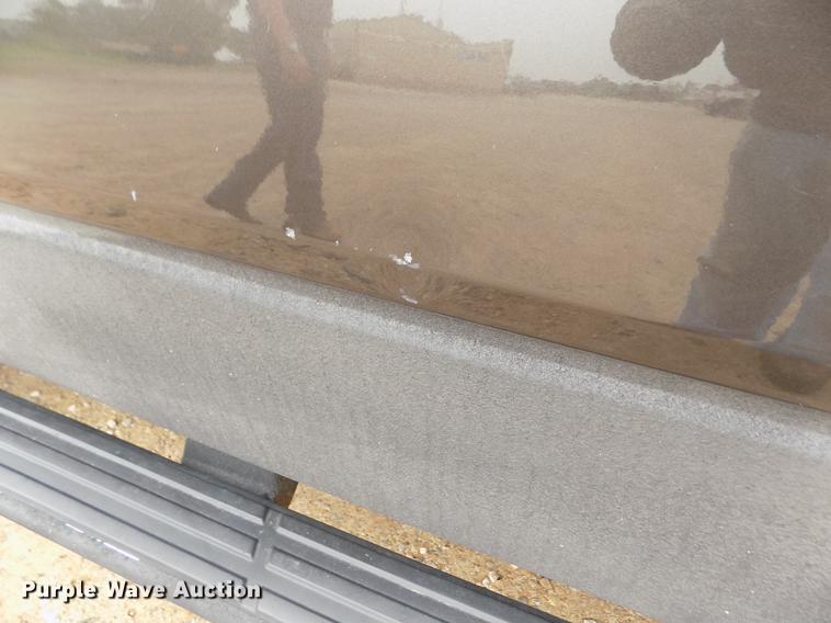 image for item DB9128 2005 Ford F150 Lariat SuperCrew pickup truck