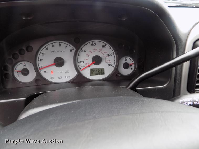 image for item DB9129 2004 Ford Escape SUV