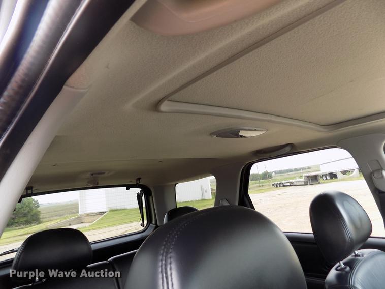 image for item DB9129 2004 Ford Escape SUV