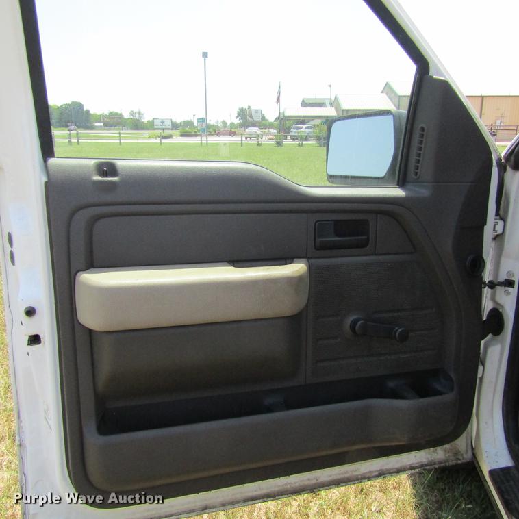 image for item DC0034 2010 Ford F150 XL SuperCab pickup truck