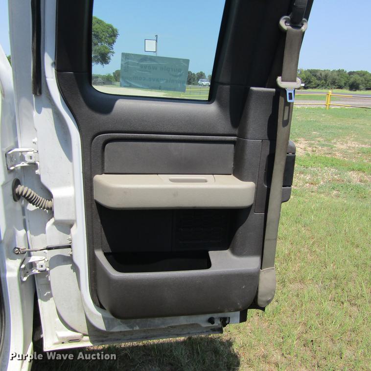 image for item DC0034 2010 Ford F150 XL SuperCab pickup truck