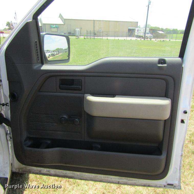 image for item DC0034 2010 Ford F150 XL SuperCab pickup truck