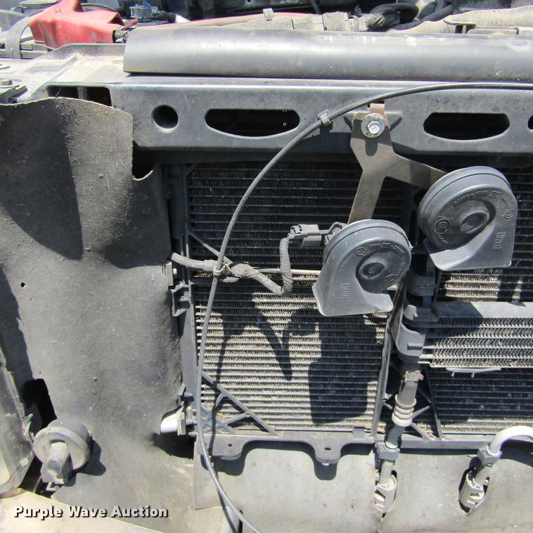 image for item DC0034 2010 Ford F150 XL SuperCab pickup truck