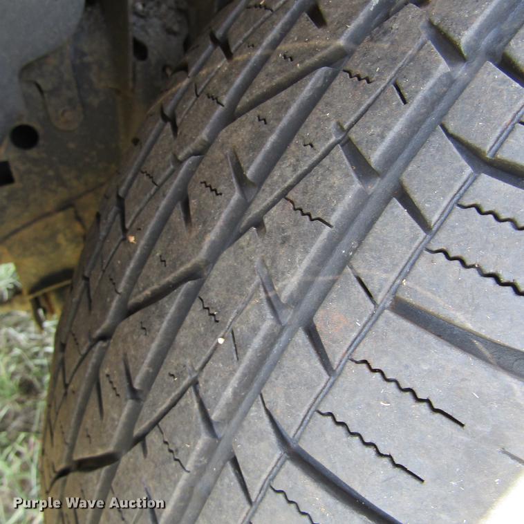 image for item DC0034 2010 Ford F150 XL SuperCab pickup truck