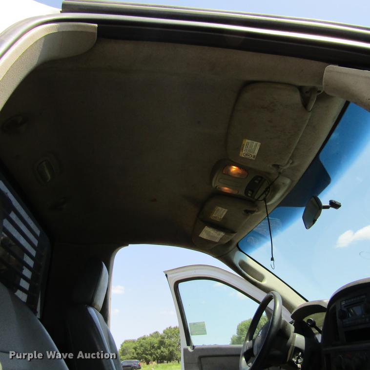 image for item DC0035 2008 Dodge Ram 4500 HD truck cab and chassis