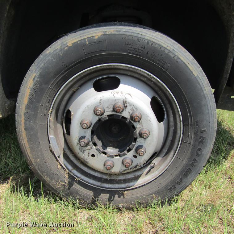 image for item DC0035 2008 Dodge Ram 4500 HD truck cab and chassis