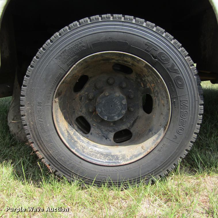 image for item DC0035 2008 Dodge Ram 4500 HD truck cab and chassis