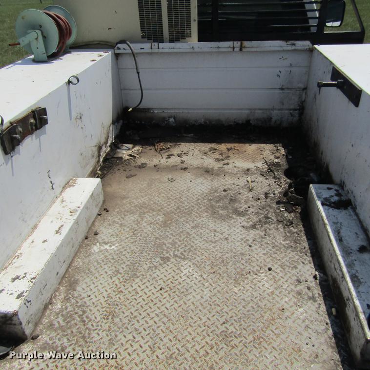 image for item DC0035 2008 Dodge Ram 4500 HD truck cab and chassis